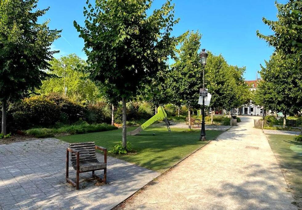 Pau Centre Vue Sur Les Pyrenees Pour 2 Nuits Au Minimum Διαμέρισμα Εξωτερικό φωτογραφία